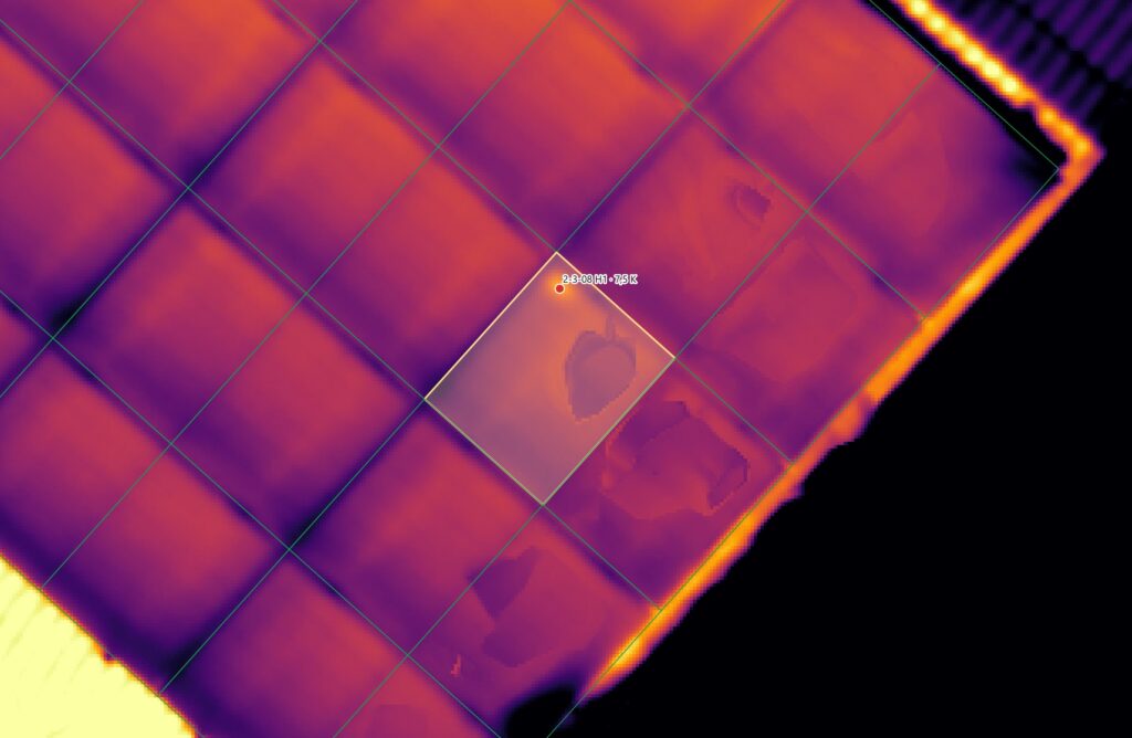 Thermal image of a PV system: a hotspot on a module that was detected and marked automatically.